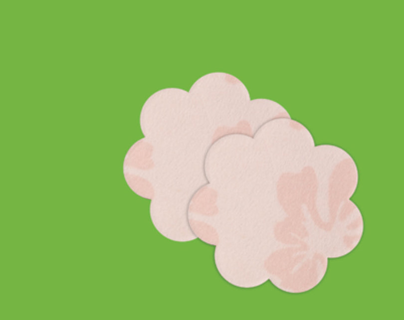 Beżowe osłonki na sutki w kształcie kwiatka, produkt z kategorii bielizna i akcesoria