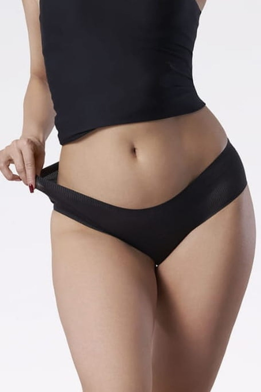 Figi bezszwowe Julimex Avia, czarne, płaskie szwy, damskie majtki