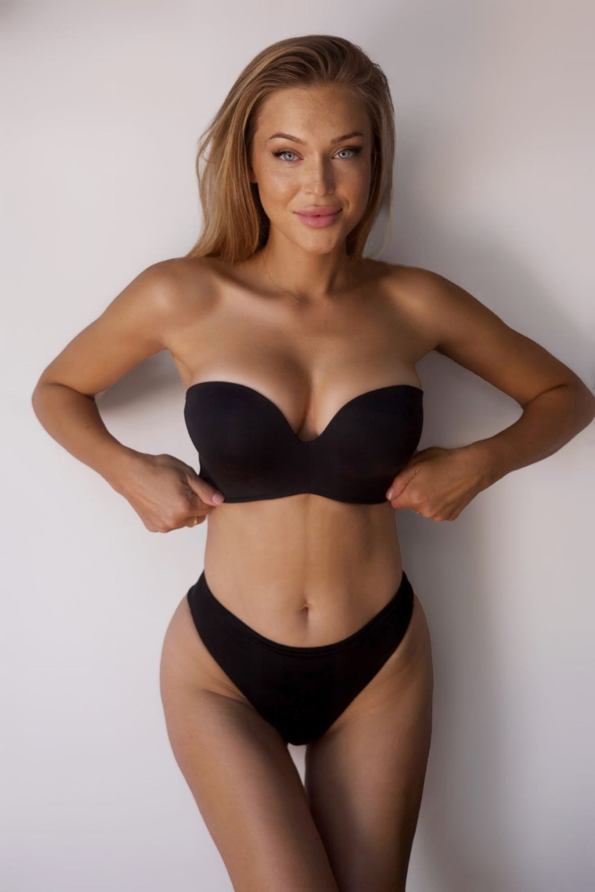 Kinga BC-1167 Sujetador Experto Bardotka