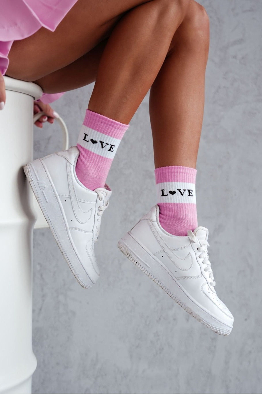 Skarpetki różowe z napisem L♥VE, sportowe, damskie, do codziennego użytku